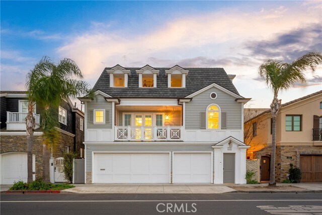 Foto del edificio - 1215 E Balboa Blvd