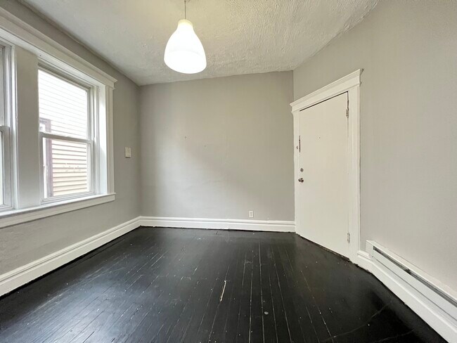 533 4th St Unit 8 - 531 4th St