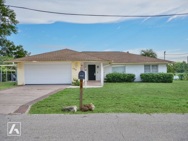 Primary Photo - 1378 Bailey Ave