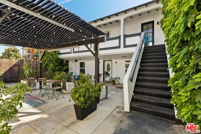 Building Photo - 3706 Brunswick Ave