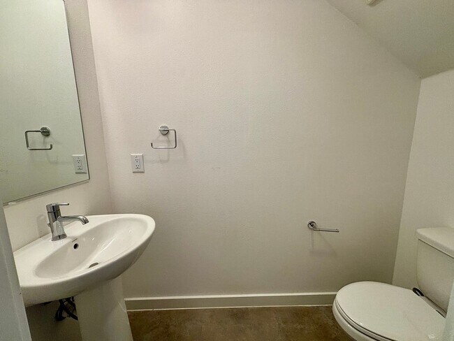 Foto del edificio - Gorgeous 2 Story Townhome in the Heart of ...