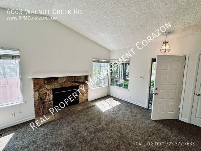 Foto del edificio - 2 bedroom, 1 bath in Northwest Reno!