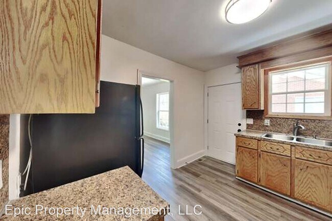 Building Photo - 3 br, 2 bath House - 442 E Charlotte Avenue