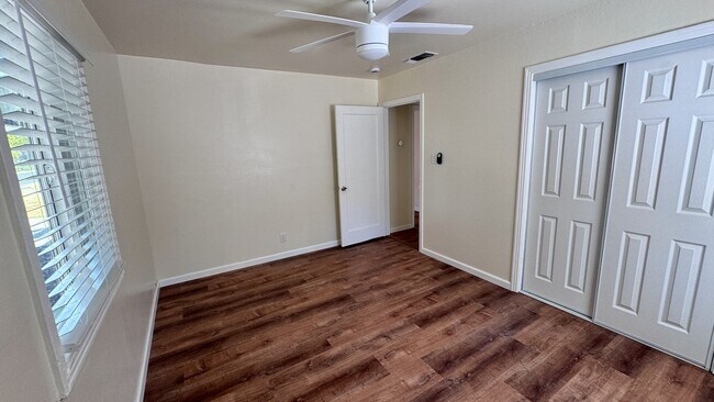 Building Photo - 4208 20th Ave