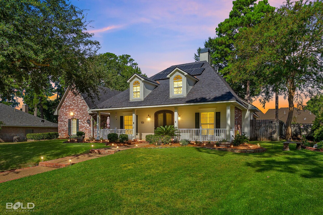 Primary Photo - 5 BEDROOM 4 BATH DREAM HOME!