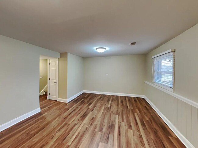 Foto del edificio - 236 W Lake Park Dr