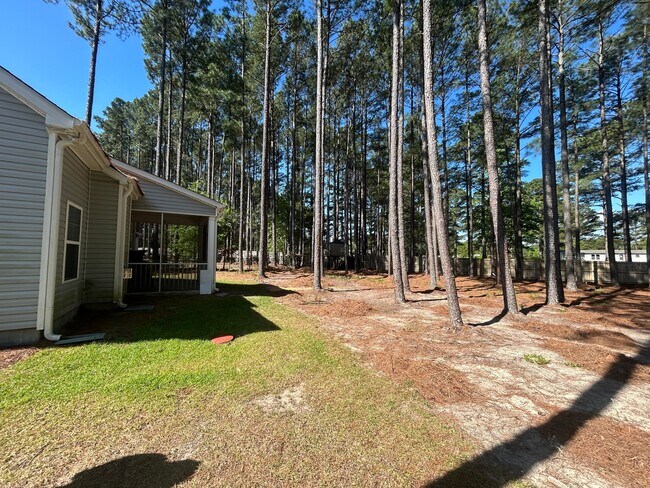 Foto del edificio - 177 Timber Skip Dr