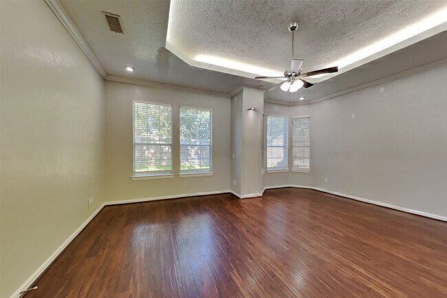 Building Photo - 7619 Almond Springs Dr