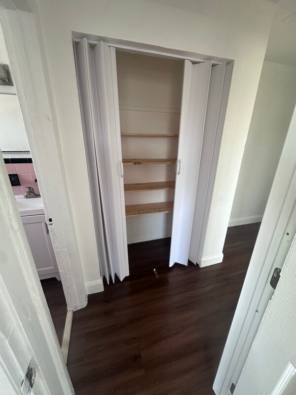 Building Photo - 580 NW 64th St