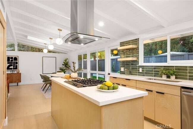 Foto del edificio - 3103 Shipway Ave