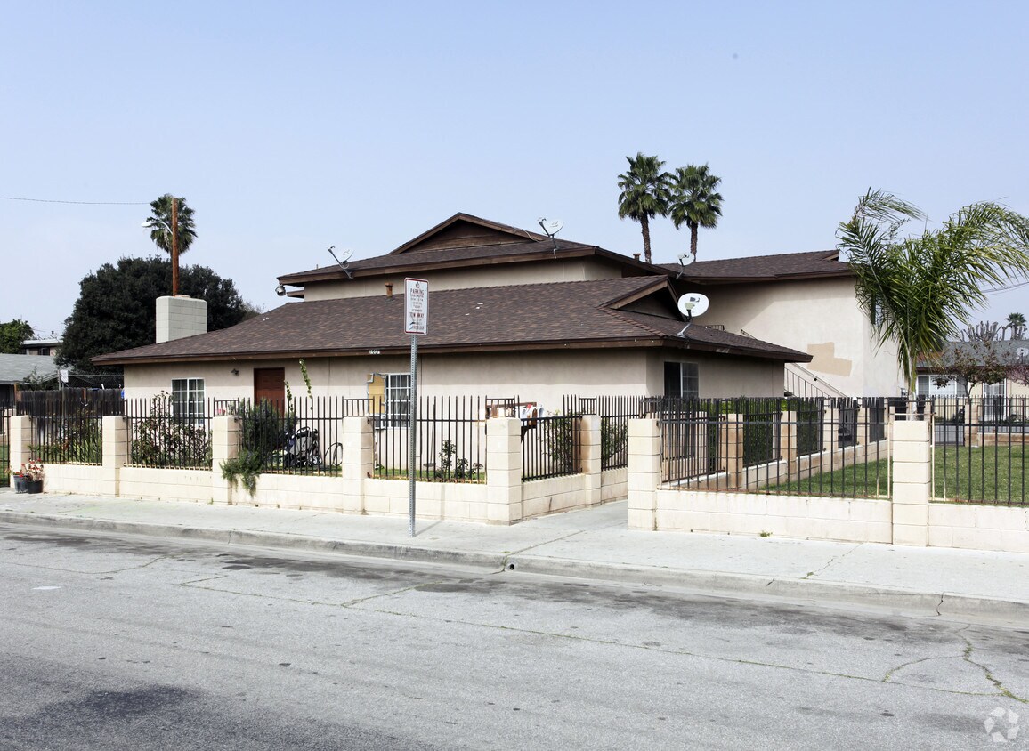 Foto del edificio - 1005-1027 W 12th St