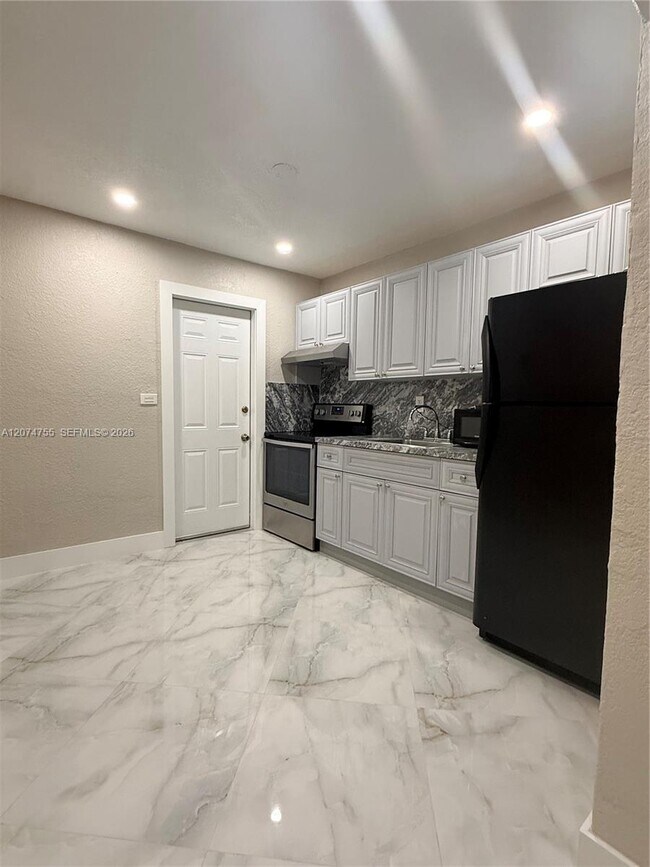 Foto del edificio - 336 NW 53rd St