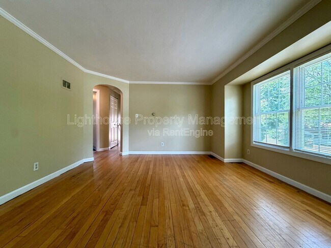 Foto del edificio - 1447 Giddings Ave SE
