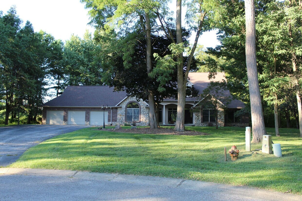 Primary Photo - Price Reduced! Stunning Custom 4 Bedroom H...