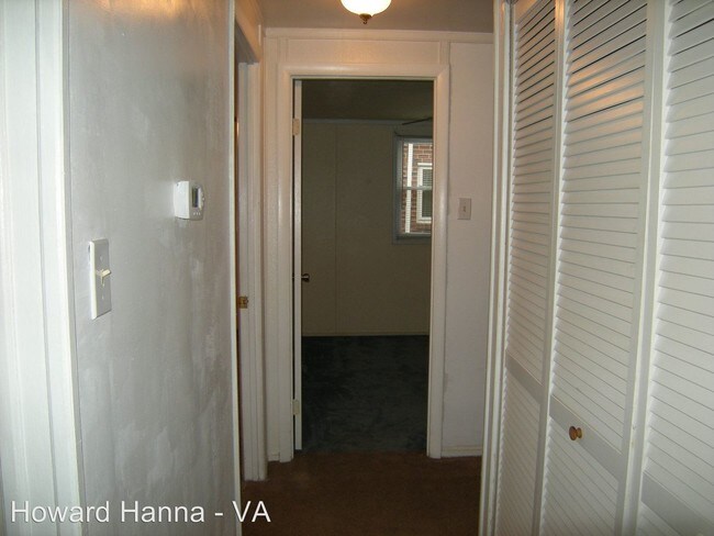 Building Photo - 3 br, 2 bath House - 2402 Andrews Boulevard