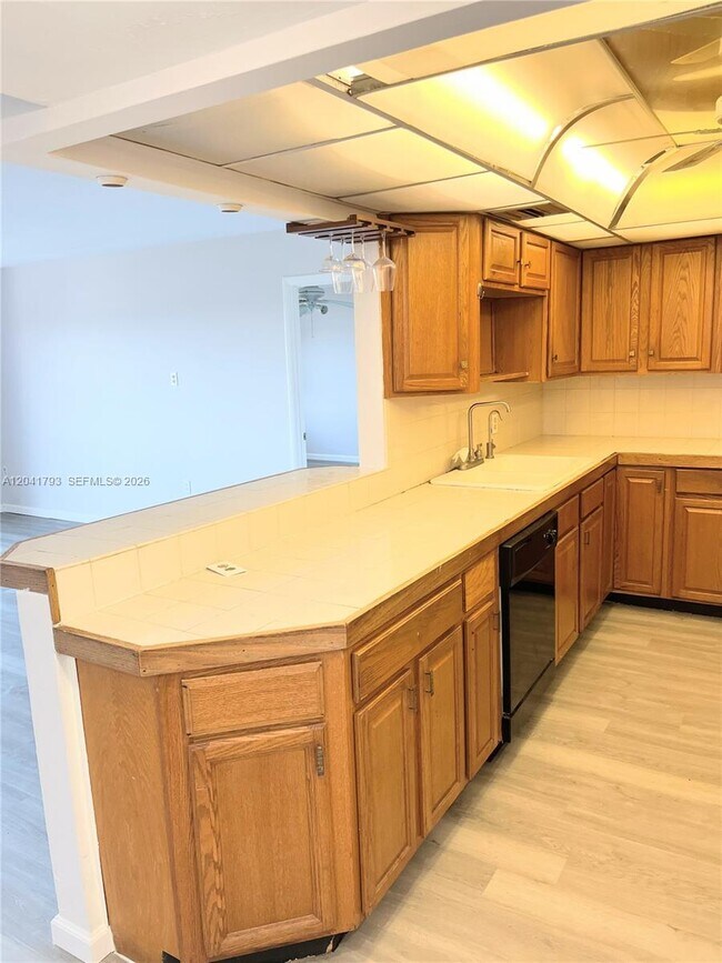 Foto del edificio - 8024 Tatum Waterway Dr