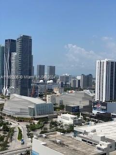 Foto del edificio - 1717 N Bayshore Dr