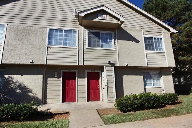 Building Photo - 7000 W Britton Rd