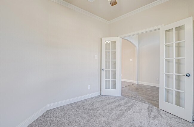 Building Photo - 7819 Cypress Dr