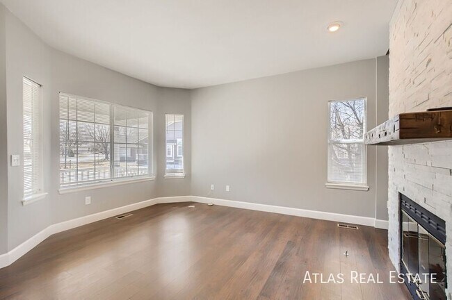 Foto del edificio - 19155 E Molly Ave