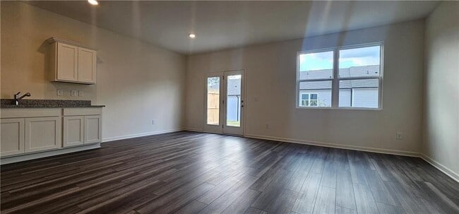 Building Photo - 202 Gillis Wy