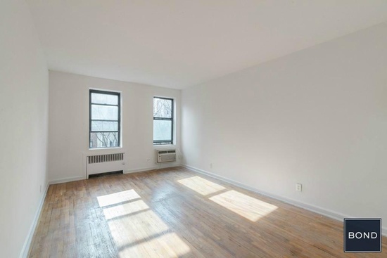 Primary Photo - 432 E 83rd St