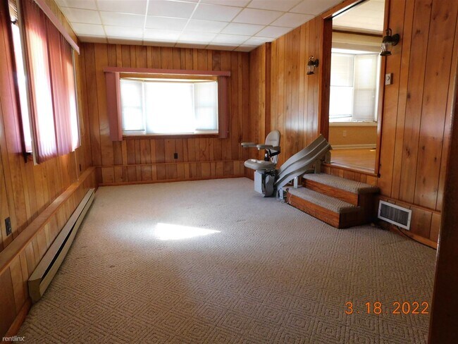 Foto del edificio - 3 br, 1.5 bath House - 1020 E Leicester Ave