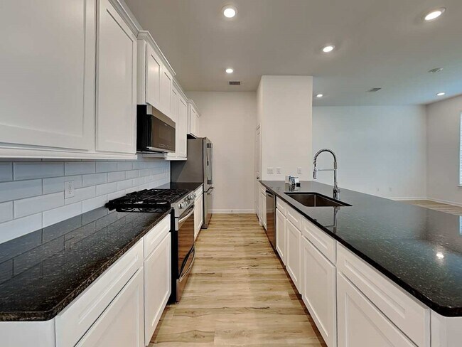 Foto del edificio - 4023 Champlain Wy