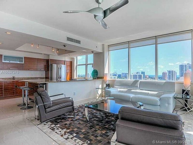 Building Photo - AVENTURA MARINA CONDO