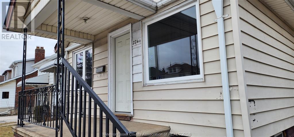 Primary Photo - 2244 Howard Ave