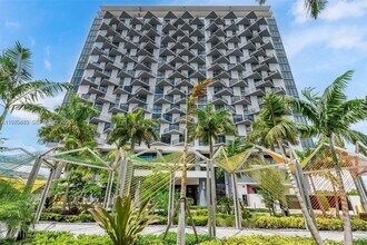 Building Photo - 5300 Paseo Blvd