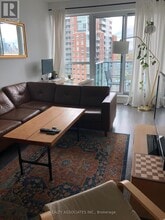 Building Photo - 150 E Liberty St