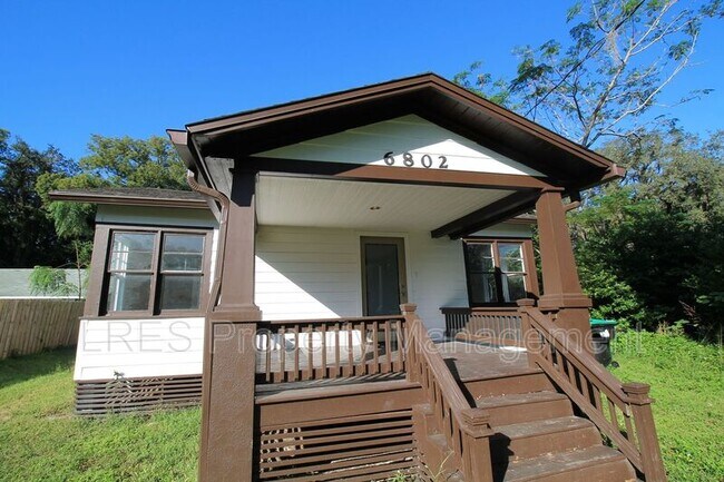 Building Photo - 6802 Belasco Ave