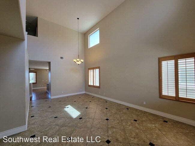 Building Photo - 4 br, 3.5 bath House - 418 First On Drive