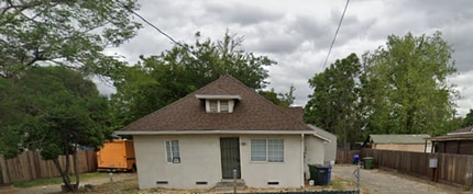 Building Photo - 731 Vermont Ave