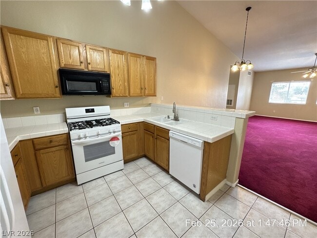 Building Photo - 7450 S Eastern Ave