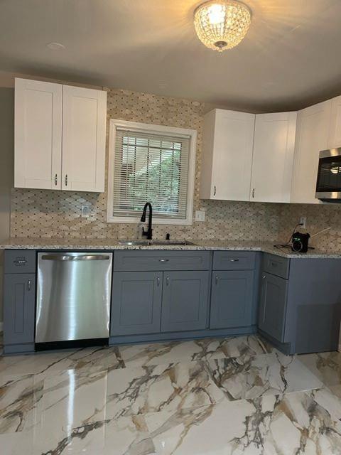 Building Photo - 2953 Meadowview Dr SE