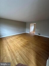 Building Photo - 1530 Cottage Ln Building Photo - 1530 Cottage Ln