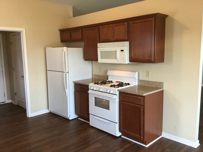 Foto del edificio - 6328 Sunnybrook Ln