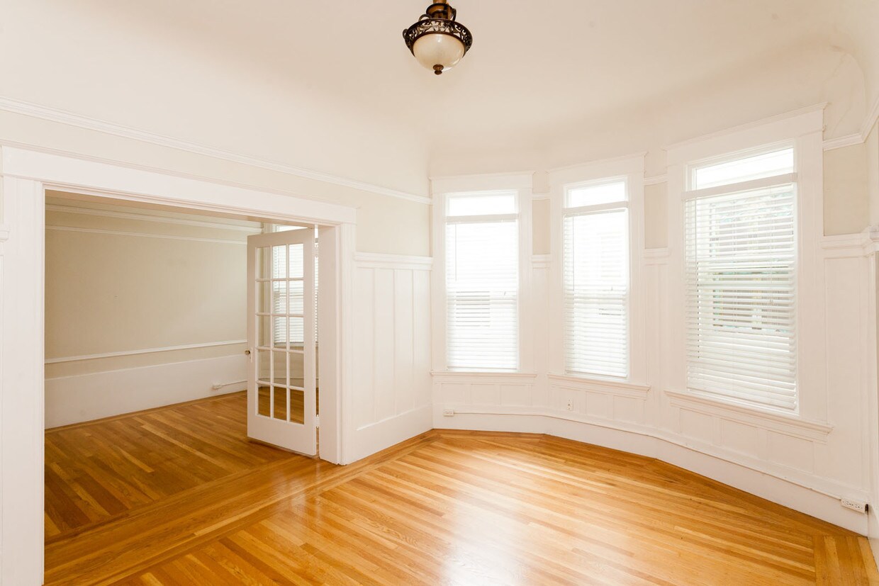 Foto principal - 1560 Sacramento St