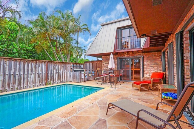 Foto del edificio - 1420 Ocean Way