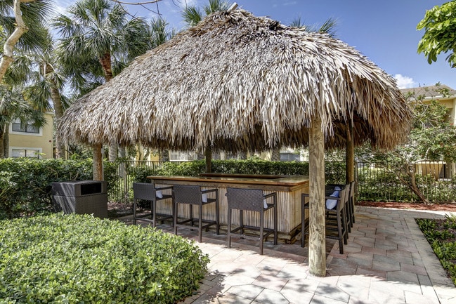 Photo - Plantation Colony Apartments