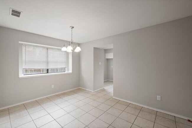 Foto del edificio - 1238 Berrystone Trail