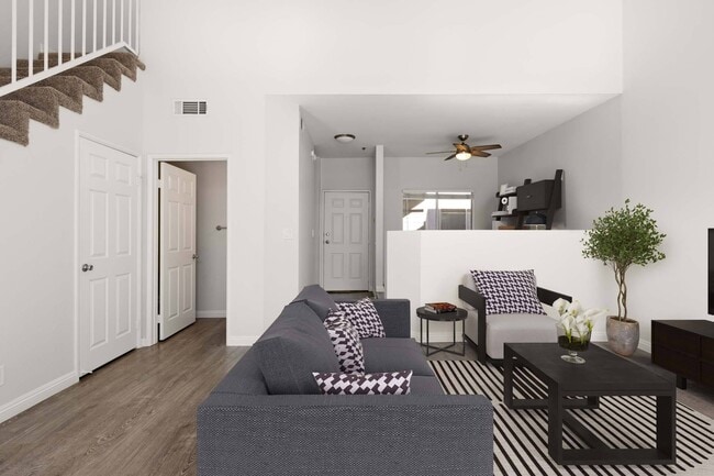 Foto del edificio - Nova Townhomes