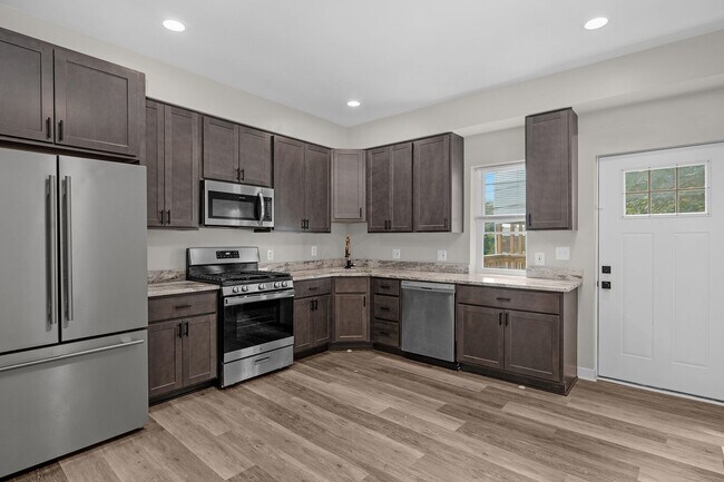 Foto del edificio - 517 E 27th St