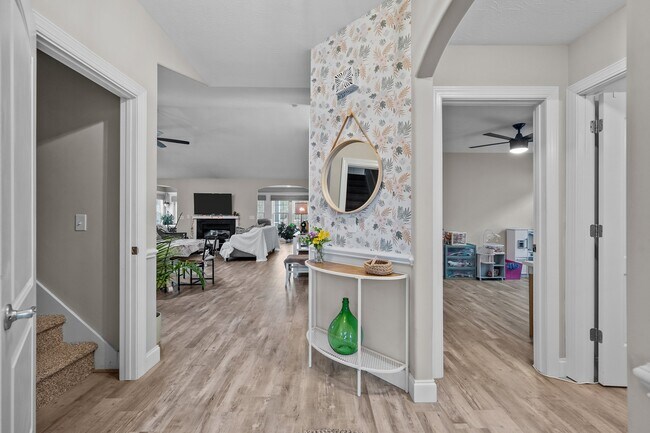 Foto del edificio - 508 Azalea Dr