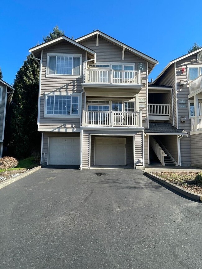 Bright & Spacious English Cove Condo - Bright & Spacious English Cove Condo