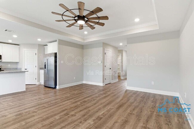 Foto del edificio - 14179 Debra Barbee Ct
