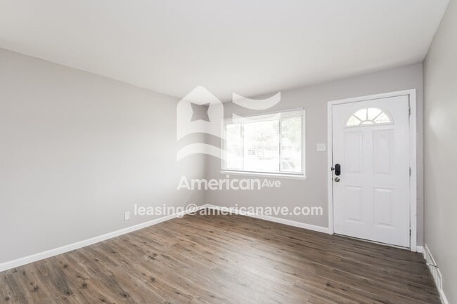Foto del edificio - 137 Glen Garry Rd