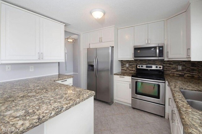 Foto del edificio - 4 br, 3.5 bath House - 491 SW 182nd Way